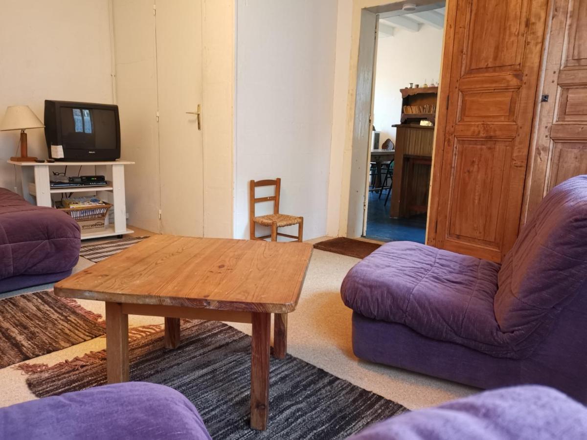 Gite Des Petites Ruelles : Familial Et Chaleureux Troo Luaran gambar